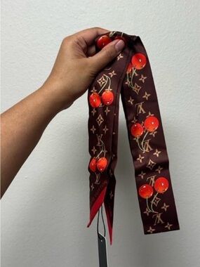 Louis Vuitton Brown Silk Cherry Print Twilly